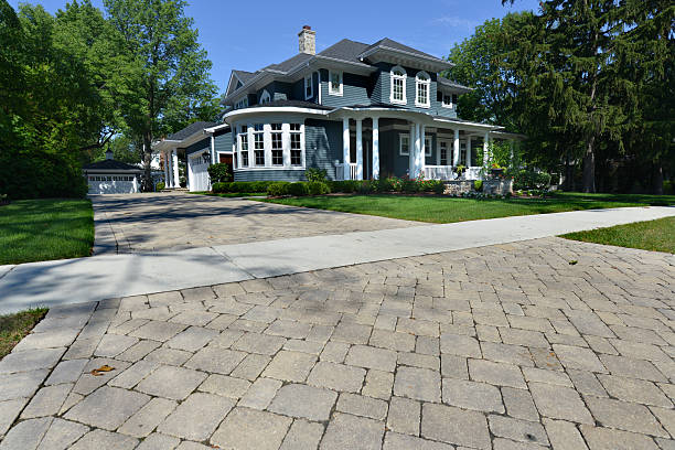 Best Driveway Paving Contractor  in Ridge Wood Heights, FL